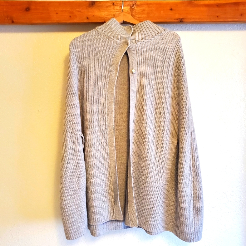 Forever New Gray Knit Alpaca Wool Cloak or Scarf